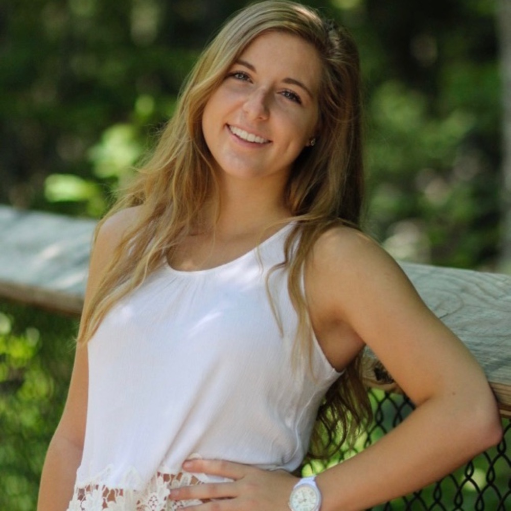 Meet your Posher, Nicole